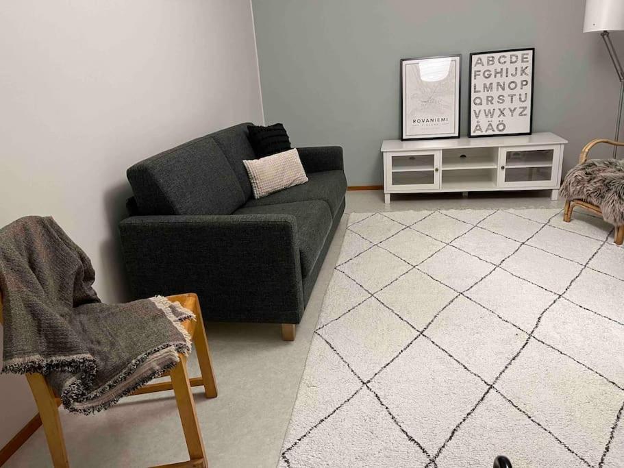Spacious Apartment For 5 Next To The Train Station Rovaniemi Exterior foto